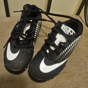 Nike Kids Black and White Sneakers 11C